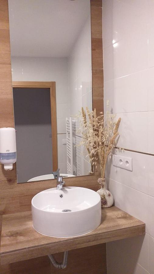 Apartamentos El Arenal Acebo Bagian luar foto