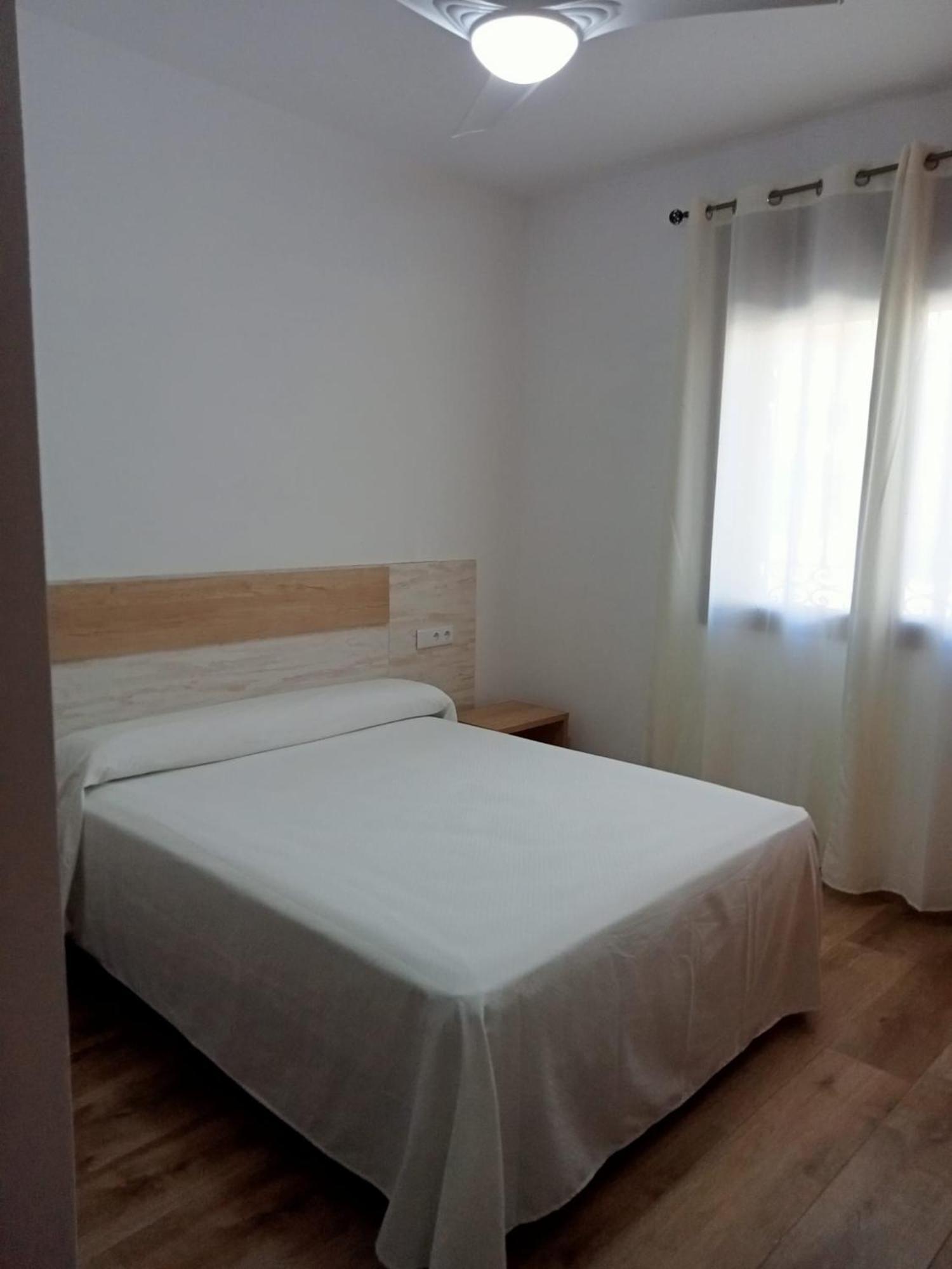 Apartamentos El Arenal Acebo Ruang foto